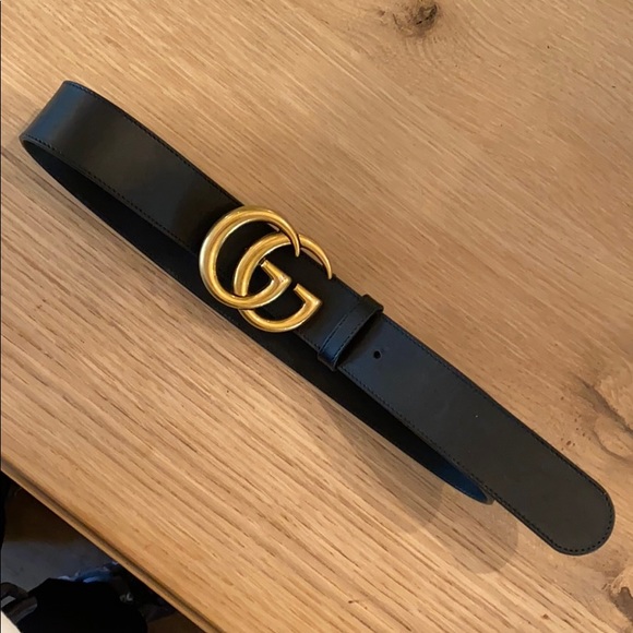 Black leather and gold a Gucci belt main image 5